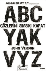 Gözlerini Sımsıkı Kapat