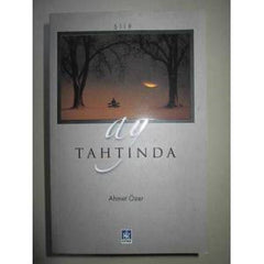 Ay Tahtında